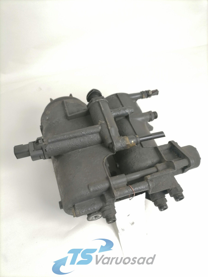 Scania Fuel filter unit 1863221 - Kraftstofffilter für LKW: das Bild 1 Scania Fuel filter unit 1863221 - Kraftstofffilter für LKW: das Bild 1