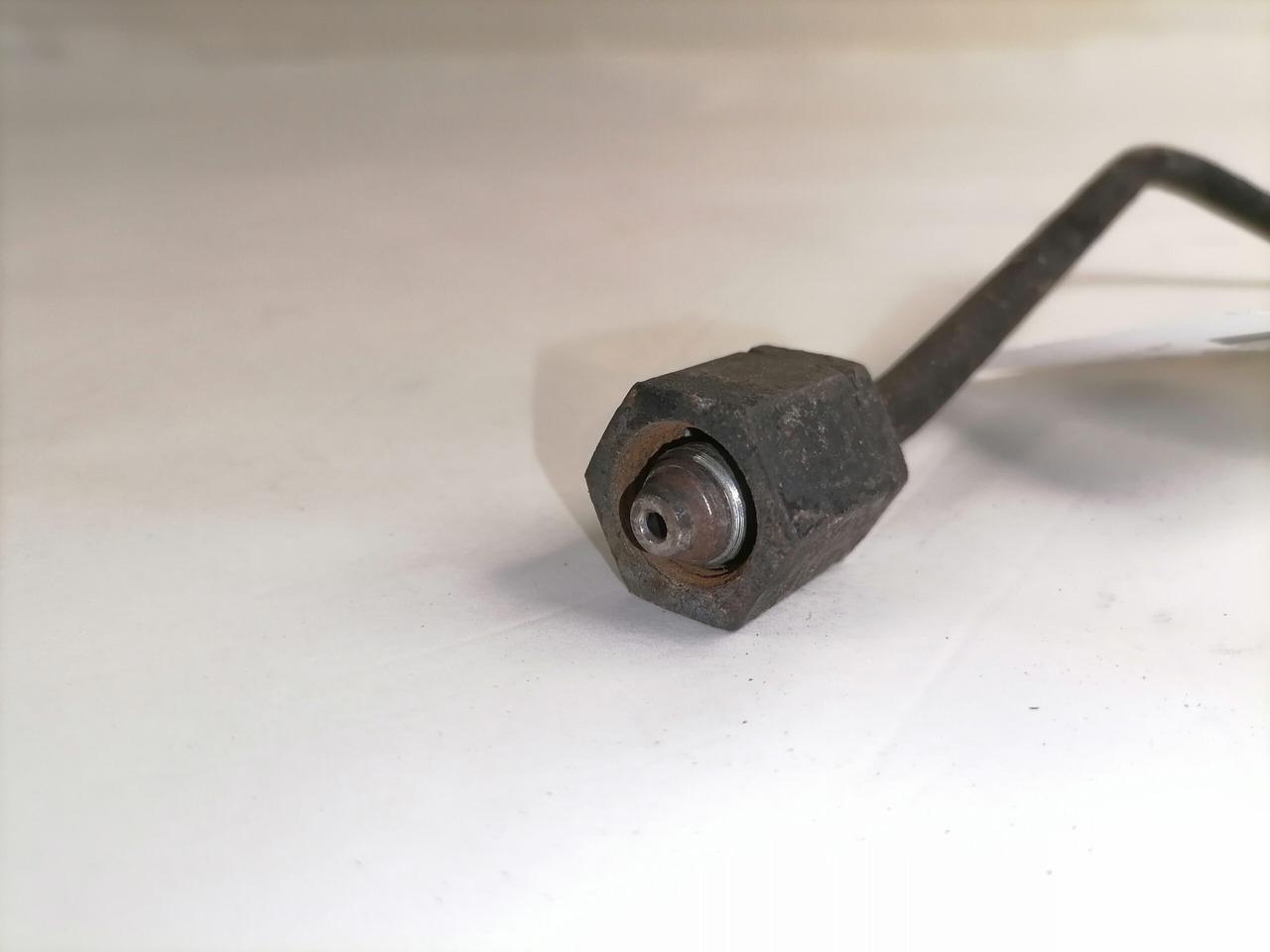 Scania Fuel pipe 1743982 - Kraftstoffaufbereitung/ Kraftstoffförderung für LKW: das Bild 2 Scania Fuel pipe 1743982 - Kraftstoffaufbereitung/ Kraftstoffförderung für LKW: das Bild 2