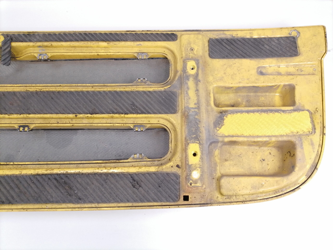Scania Grille panel 1536807 - Kühlergrill für LKW: das Bild 3 Scania Grille panel 1536807 - Kühlergrill für LKW: das Bild 3
