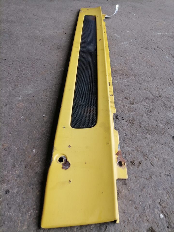 Scania Grille panel 1748085 - Kühlergrill für LKW: das Bild 4 Scania Grille panel 1748085 - Kühlergrill für LKW: das Bild 4