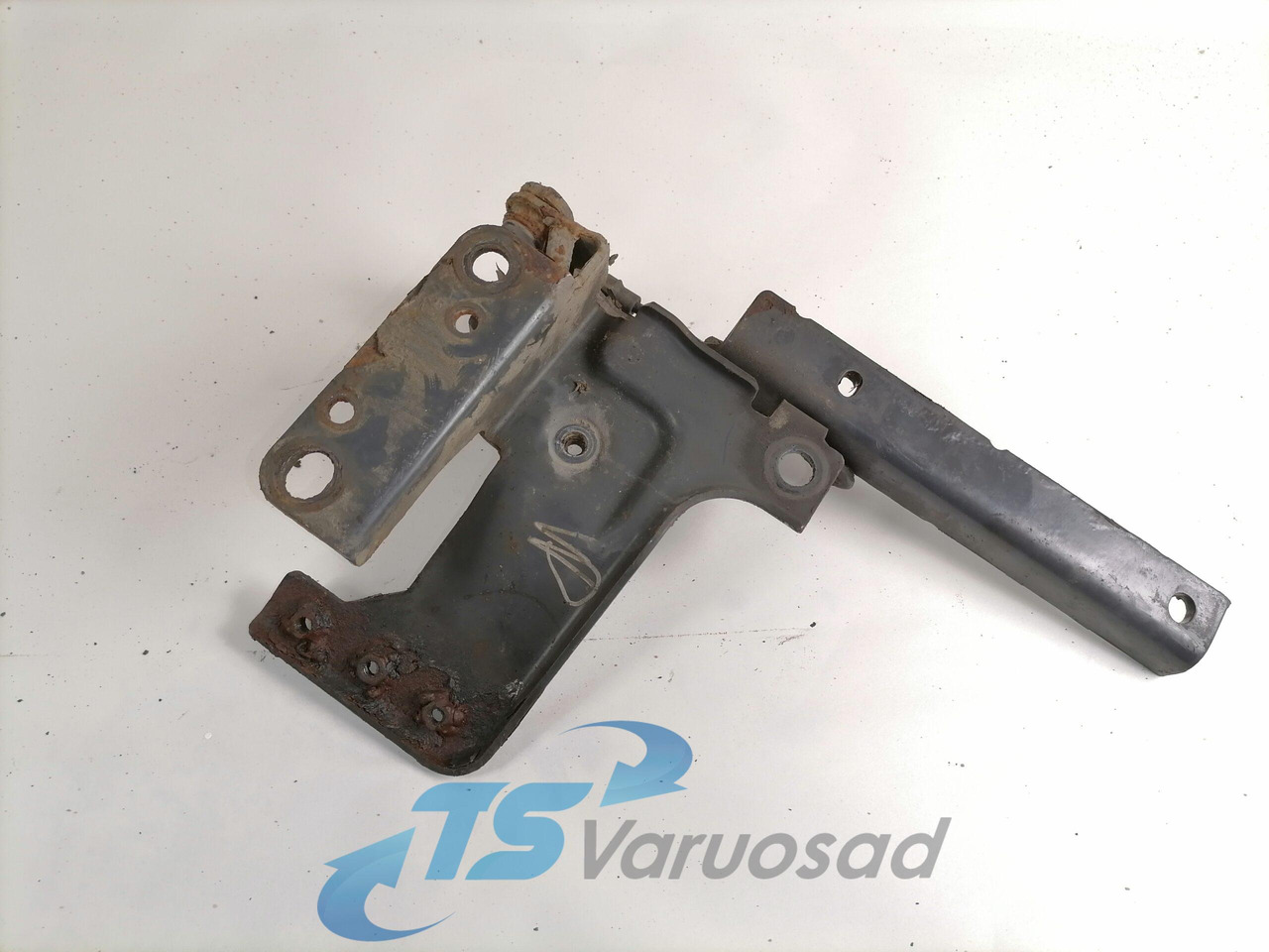 Scania Grille panel hinge 1727263 - Kühlergrill für LKW: das Bild 4 Scania Grille panel hinge 1727263 - Kühlergrill für LKW: das Bild 4