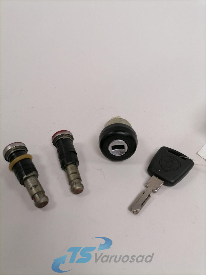 Scania Ignition lock + door lock set 1744065 - Tür und Teile für LKW: das Bild 1 Scania Ignition lock + door lock set 1744065 - Tür und Teile für LKW: das Bild 1