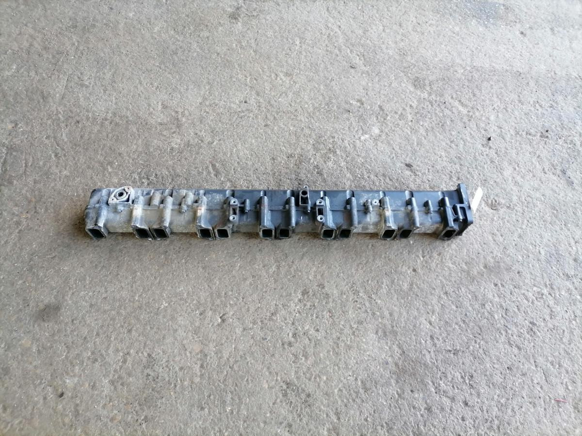 Scania Intake mainfold 2655967 - Ansaugkrümmer für LKW: das Bild 2 Scania Intake mainfold 2655967 - Ansaugkrümmer für LKW: das Bild 2
