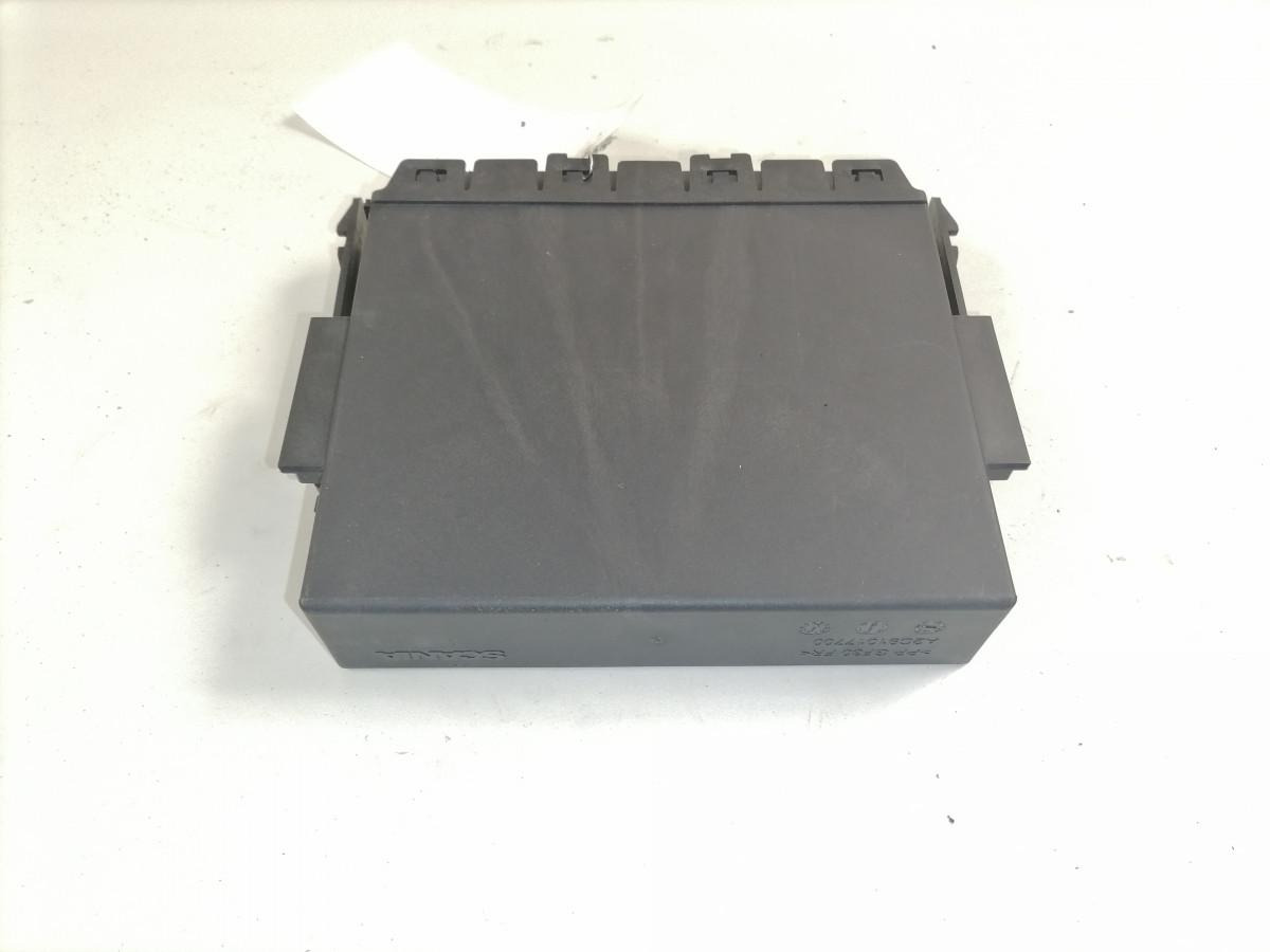 Scania Juhtplokk, COO8 2839593 - Steuergerät für LKW: das Bild 2 Scania Juhtplokk, COO8 2839593 - Steuergerät für LKW: das Bild 2