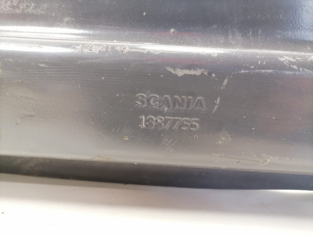 Scania Kütusepaagi kandur, Scania 1887755 - Kraftstofftank für LKW: das Bild 2 Scania Kütusepaagi kandur, Scania 1887755 - Kraftstofftank für LKW: das Bild 2