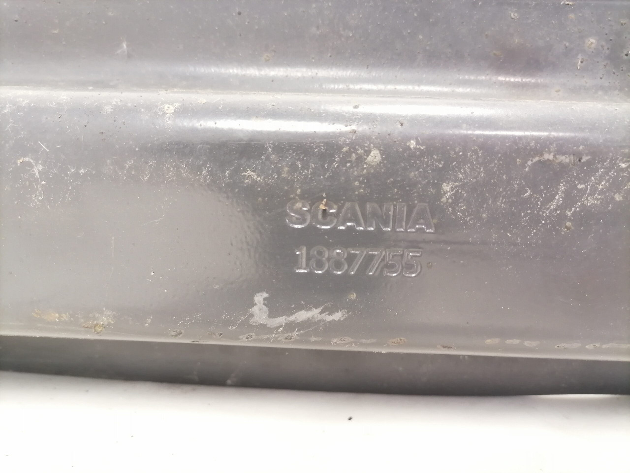 Scania Kütusepaagi kandur, Scania 1887755 - Kraftstofftank für LKW: das Bild 3 Scania Kütusepaagi kandur, Scania 1887755 - Kraftstofftank für LKW: das Bild 3