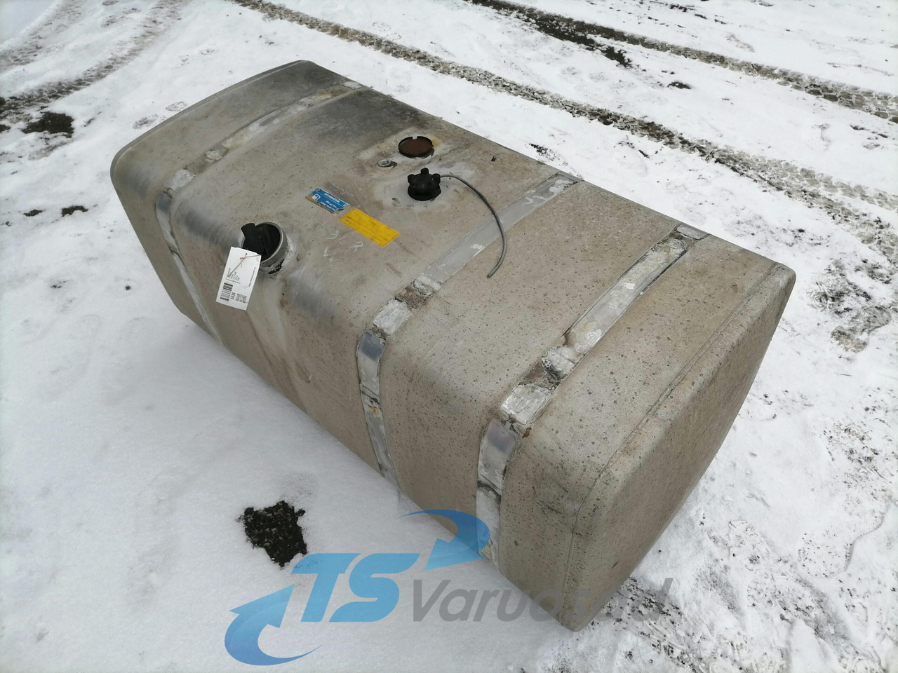 Scania Kütusepaak 600L 1517308 - Kraftstofftank für LKW: das Bild 2 Scania Kütusepaak 600L 1517308 - Kraftstofftank für LKW: das Bild 2