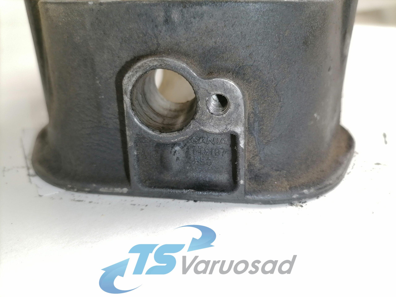 Scania Ladder frame 1779107 - Zylinderkopf für LKW: das Bild 3 Scania Ladder frame 1779107 - Zylinderkopf für LKW: das Bild 3