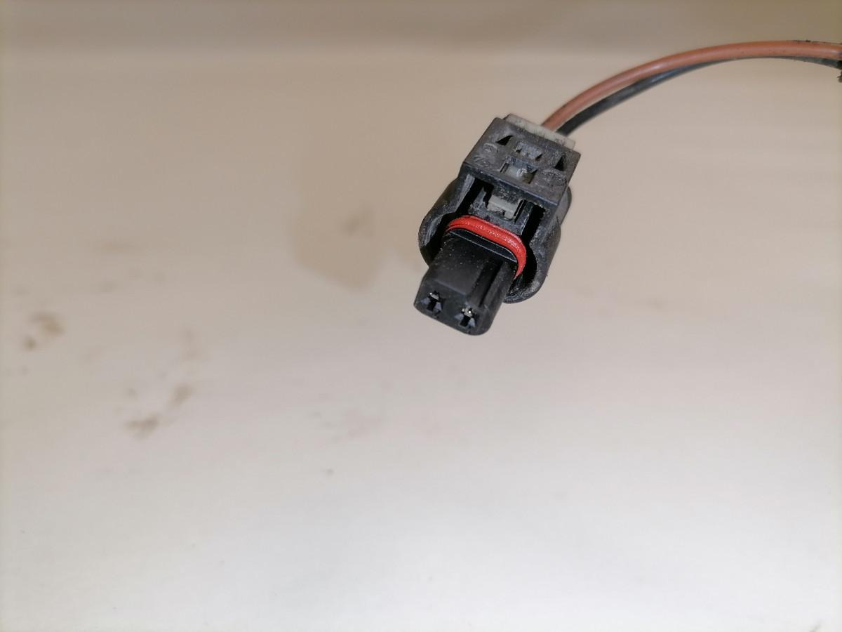 Scania Lisasoojendi jahutusvedeliku pump 9035367B - Heizung/ Lüftung für LKW: das Bild 3 Scania Lisasoojendi jahutusvedeliku pump 9035367B - Heizung/ Lüftung für LKW: das Bild 3