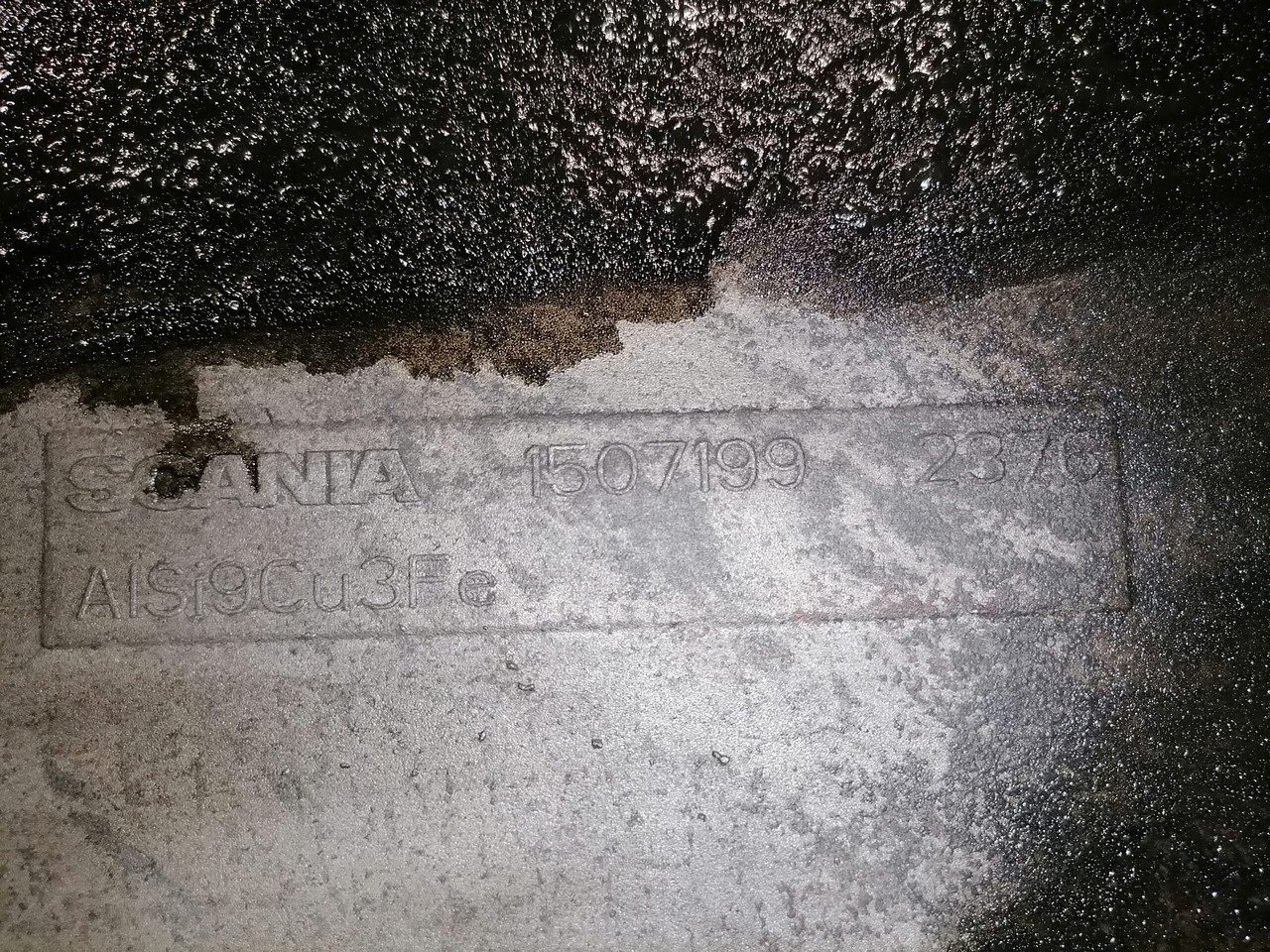 Scania Oil sump 1507199 - Ölwanne für LKW: das Bild 5 Scania Oil sump 1507199 - Ölwanne für LKW: das Bild 5