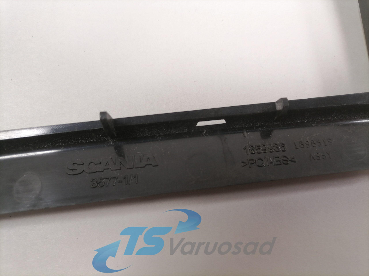 Scania Plastic cover 1859936 - Universalteil für LKW: das Bild 3 Scania Plastic cover 1859936 - Universalteil für LKW: das Bild 3