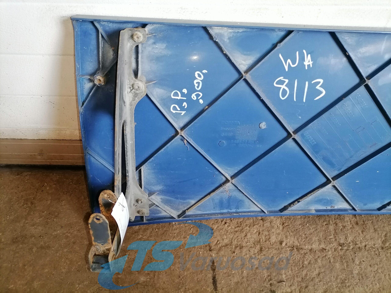 Aeropack/ Spoiler für LKW Scania Scania cab wind deflector, right side 1348522: das Bild 6