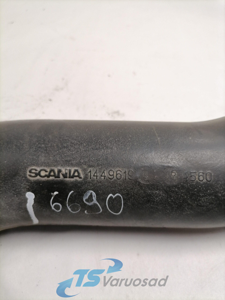 Scania intercooler pipe 1449619 - Interkühler für LKW: das Bild 2 Scania intercooler pipe 1449619 - Interkühler für LKW: das Bild 2