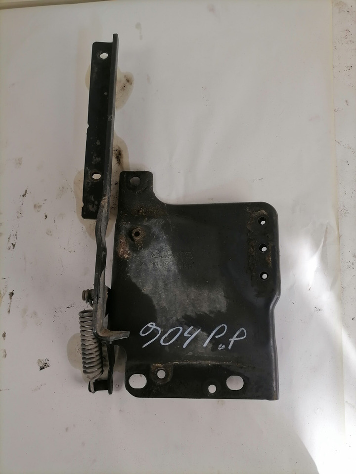 Scania lower grille carrier hinge 1742265 - Kühlergrill für LKW: das Bild 2 Scania lower grille carrier hinge 1742265 - Kühlergrill für LKW: das Bild 2
