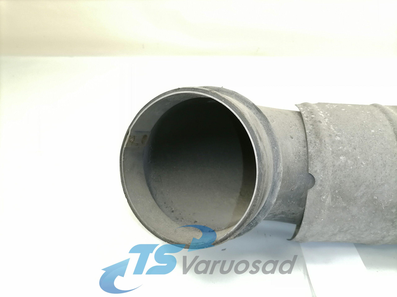Volvo Air intake 20939724 - Luftansaugsystem für LKW: das Bild 2 Volvo Air intake 20939724 - Luftansaugsystem für LKW: das Bild 2