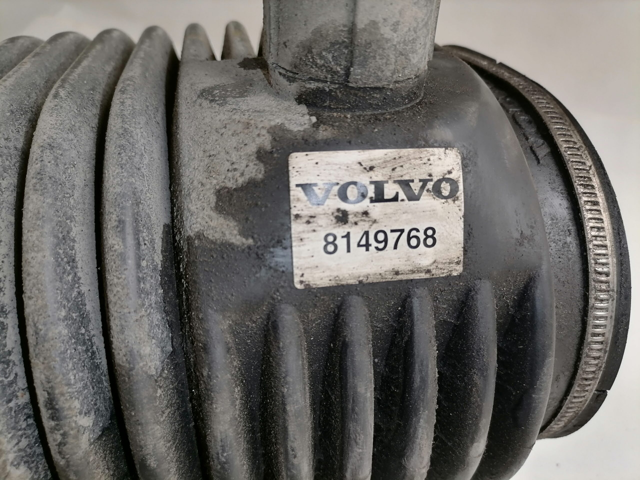 Volvo Air intake 8149768 - Luftansaugsystem für LKW: das Bild 2 Volvo Air intake 8149768 - Luftansaugsystem für LKW: das Bild 2
