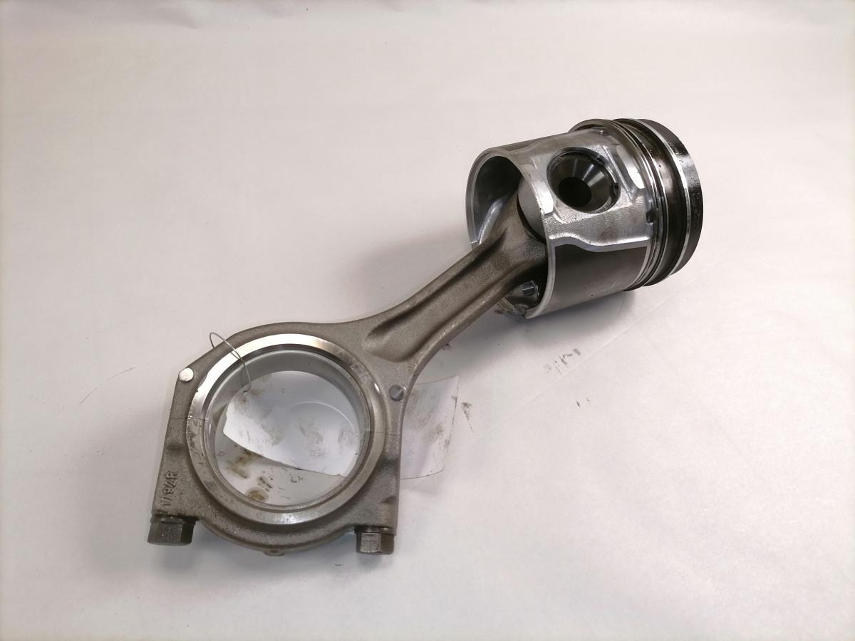 Volvo Connecting rod + piston 20980449 - Kolbe/ Ring/ Laufbuchse für LKW: das Bild 5 Volvo Connecting rod + piston 20980449 - Kolbe/ Ring/ Laufbuchse für LKW: das Bild 5