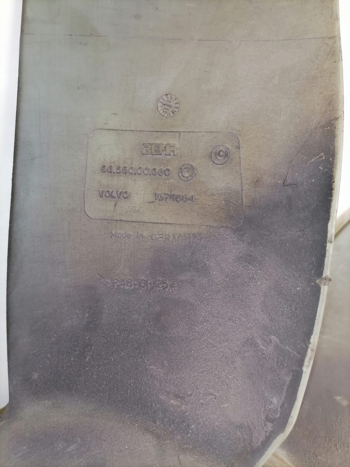 Volvo Cooling fan 1674864 - Ventilator für LKW: das Bild 5 Volvo Cooling fan 1674864 - Ventilator für LKW: das Bild 5