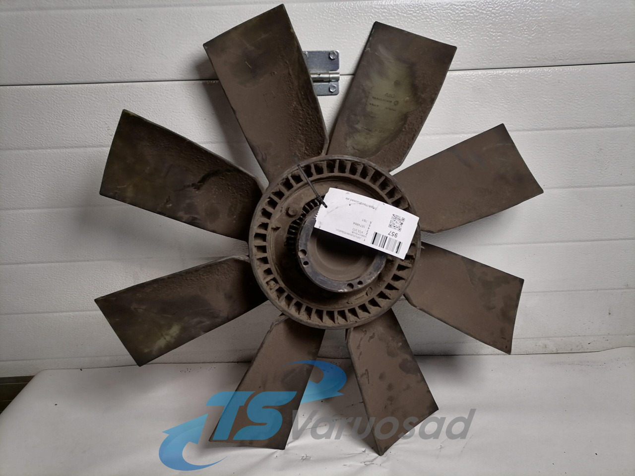Volvo Cooling fan 1674864 - Ventilator für LKW: das Bild 2 Volvo Cooling fan 1674864 - Ventilator für LKW: das Bild 2