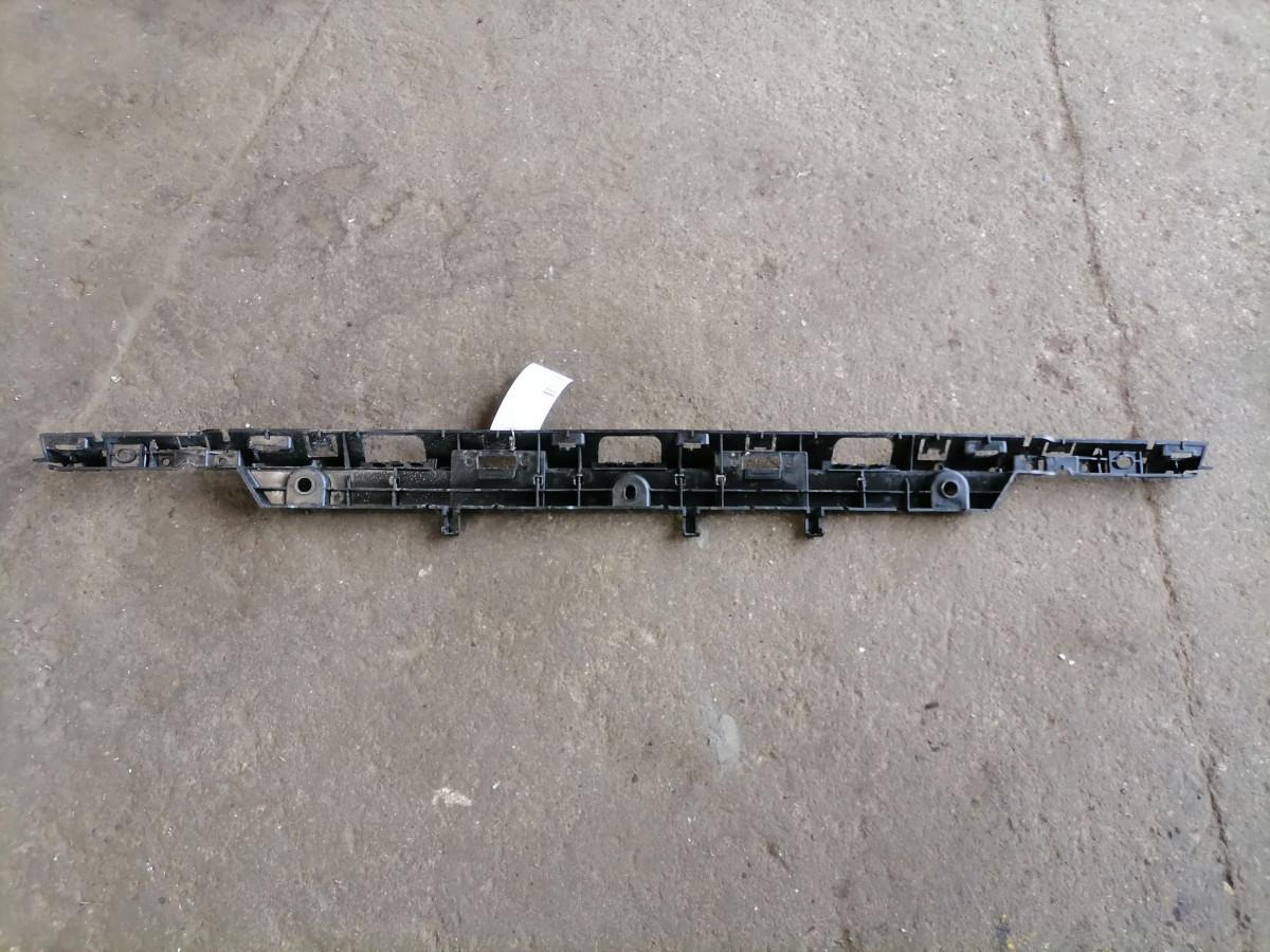 Volvo Kabiini reklaamvalgusti liist 82903982 - Lichter/ Leuchten für LKW: das Bild 3 Volvo Kabiini reklaamvalgusti liist 82903982 - Lichter/ Leuchten für LKW: das Bild 3