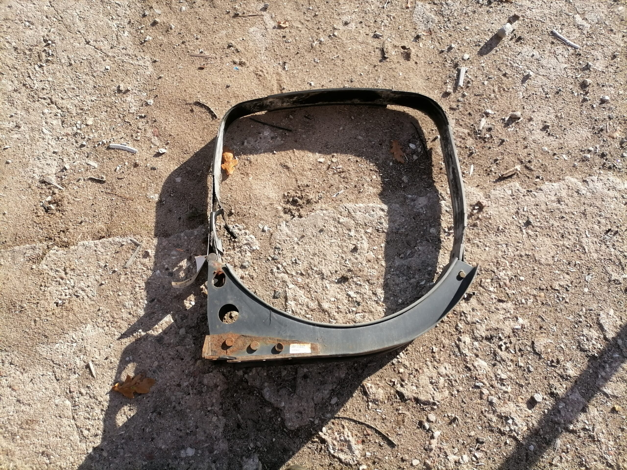 Volvo Kütusepaagi kandur, Volvo 20721537 - Kraftstofftank für LKW: das Bild 1 Volvo Kütusepaagi kandur, Volvo 20721537 - Kraftstofftank für LKW: das Bild 1