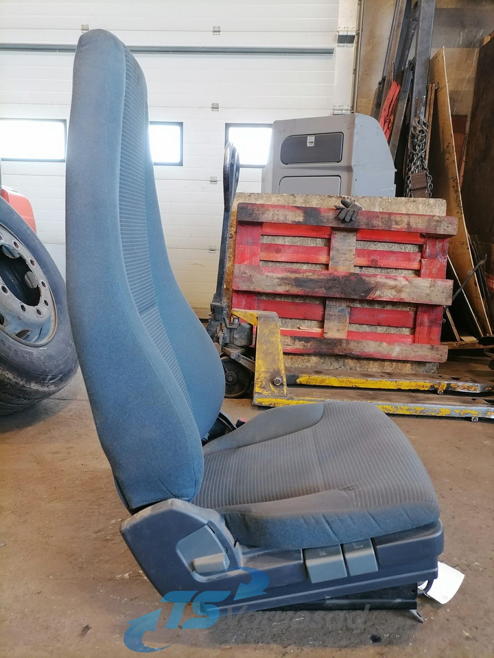 Volvo Passenger seat 20862627 - Sitz für LKW: das Bild 4 Volvo Passenger seat 20862627 - Sitz für LKW: das Bild 4