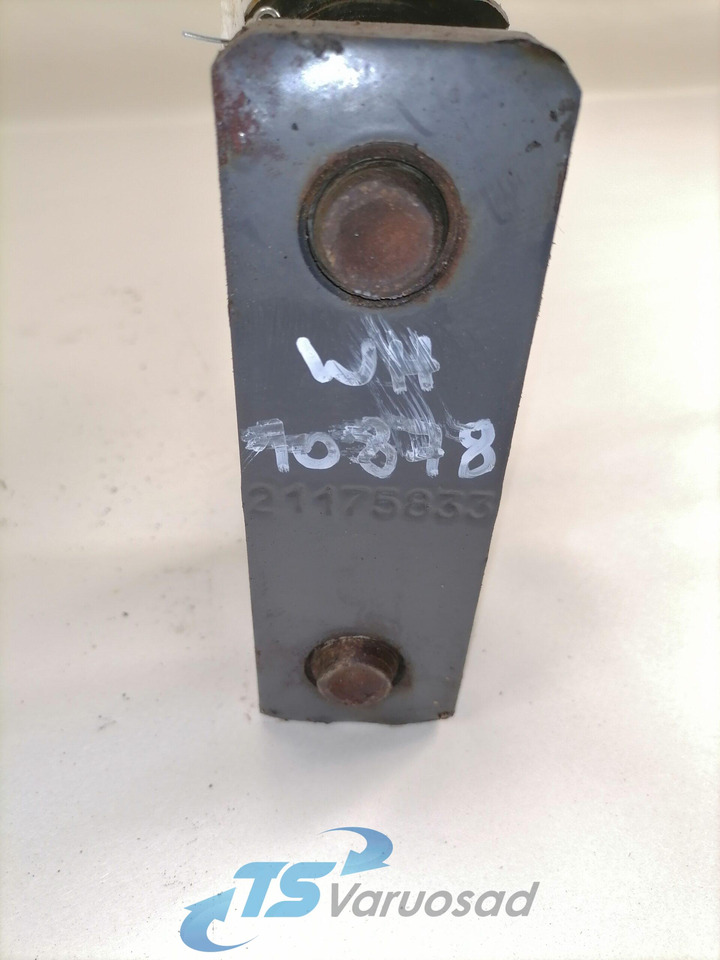 Volvo Spring shackle 21175833 - Federung für LKW: das Bild 2 Volvo Spring shackle 21175833 - Federung für LKW: das Bild 2