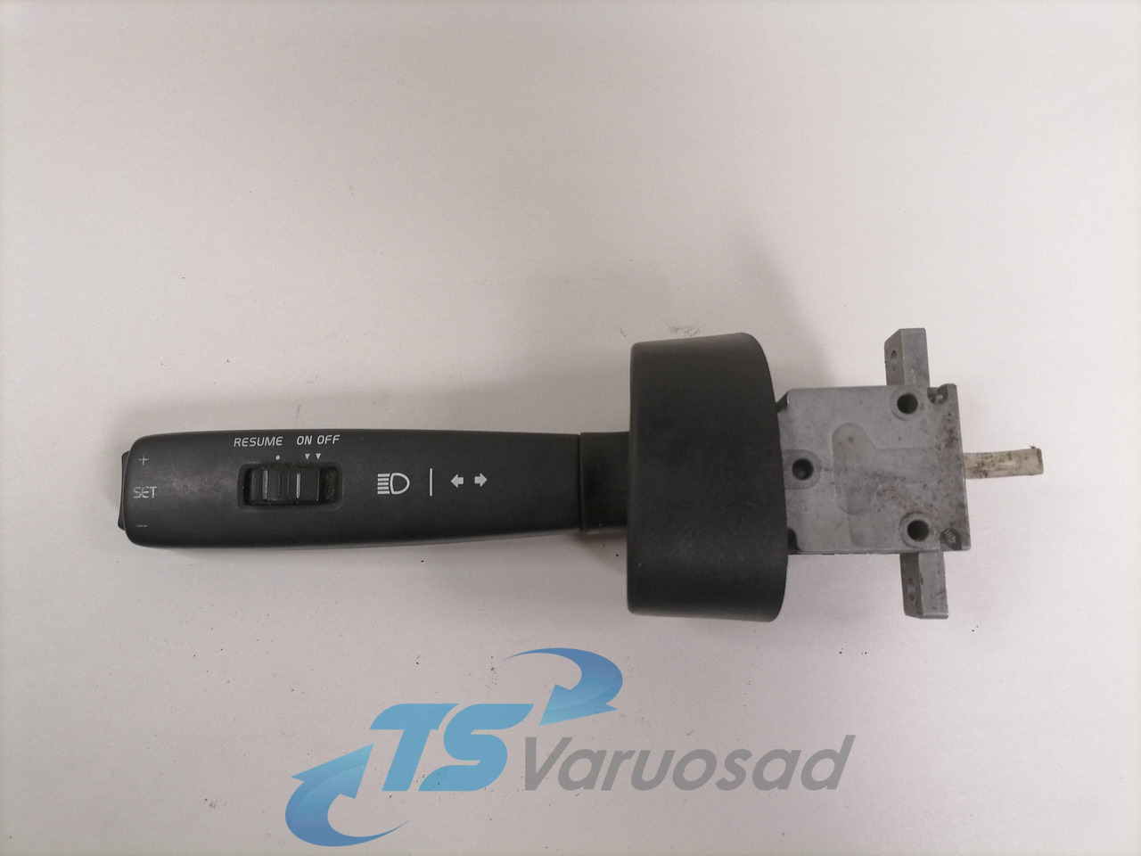 Volvo Switch, cruise control 21670857 - Elektrische Ausrüstung für LKW: das Bild 1 Volvo Switch, cruise control 21670857 - Elektrische Ausrüstung für LKW: das Bild 1