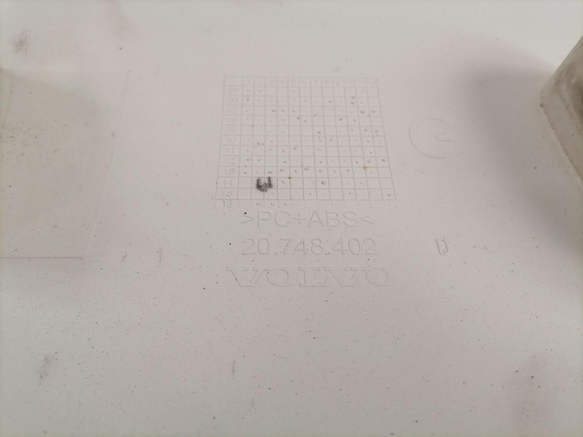 Volvo Volvo kabiini nurgapõsk, vasak 20748402 - Kühlergrill für LKW: das Bild 2 Volvo Volvo kabiini nurgapõsk, vasak 20748402 - Kühlergrill für LKW: das Bild 2
