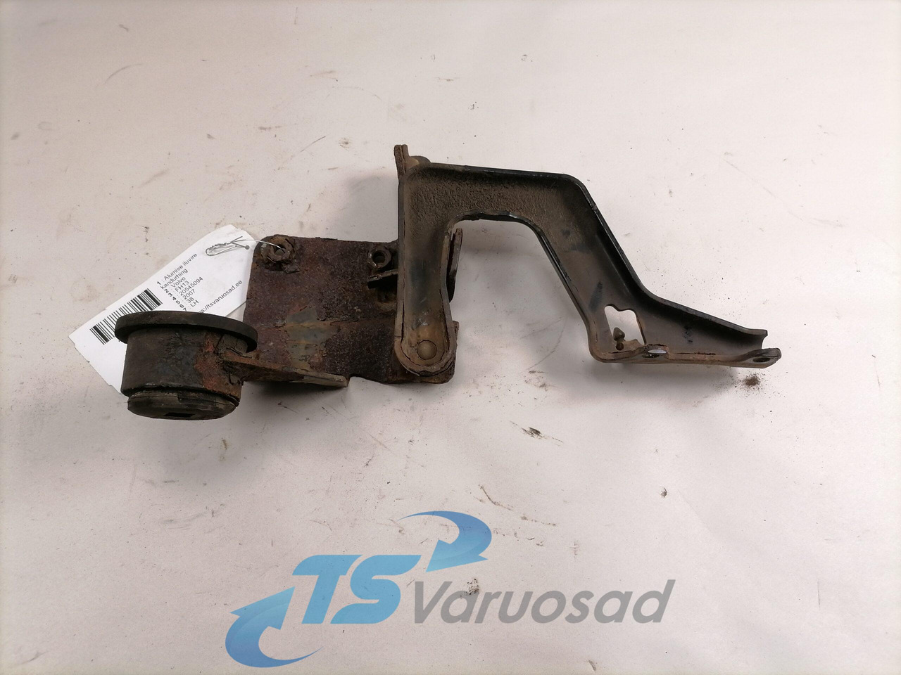 Volvo lower grille carrier hinge 20545094 - Kühlergrill für LKW: das Bild 1 Volvo lower grille carrier hinge 20545094 - Kühlergrill für LKW: das Bild 1