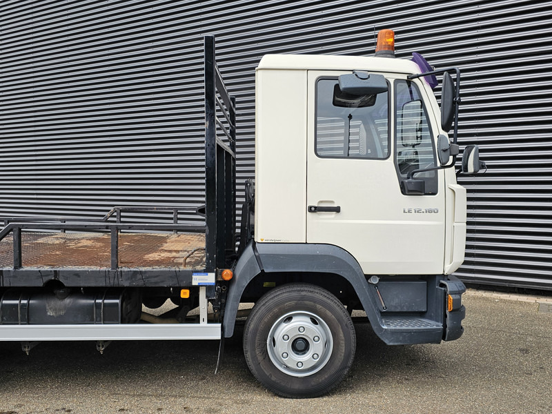 Autotransporter LKW MAN LE 12.180 / OPRIJ / MACHINE TRANSPORT: das Bild 9