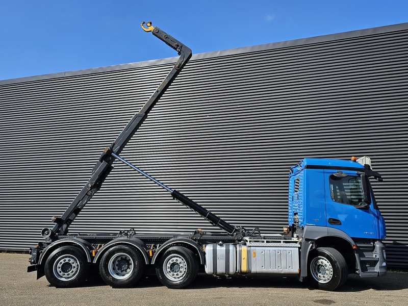 Mercedes-Benz Antos 3546 / 8x2/6 / HOOKLIFT / ABROLLKIPPER - Abrollkipper: das Bild 5 Mercedes-Benz Antos 3546 / 8x2/6 / HOOKLIFT / ABROLLKIPPER - Abrollkipper: das Bild 5