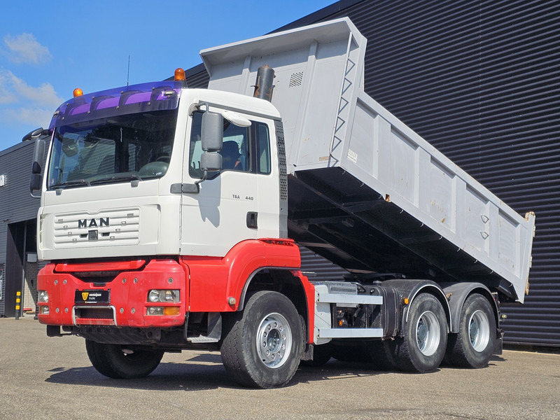 MAN TGA 26.440 6x4 / TIPPER - TRACTOR COMBI / SPRING / BIG AXLE - Sattelzugmaschine: das Bild 1 MAN TGA 26.440 6x4 / TIPPER - TRACTOR COMBI / SPRING / BIG AXLE - Sattelzugmaschine: das Bild 1