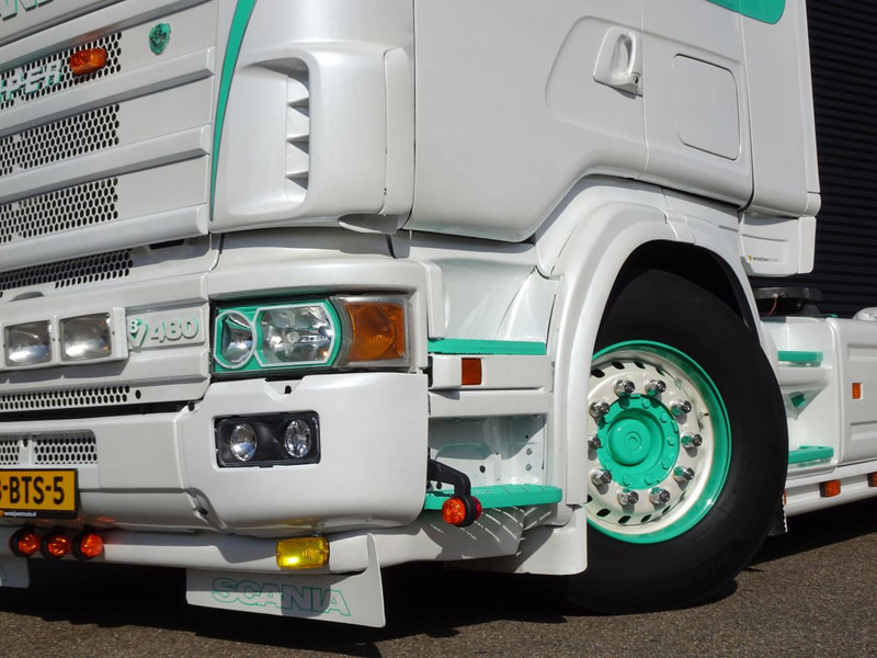 Scania R164.480 4x2 / MANUAL / RETARDER / SHOWTRUCK - Sattelzugmaschine: das Bild 4 Scania R164.480 4x2 / MANUAL / RETARDER / SHOWTRUCK - Sattelzugmaschine: das Bild 4