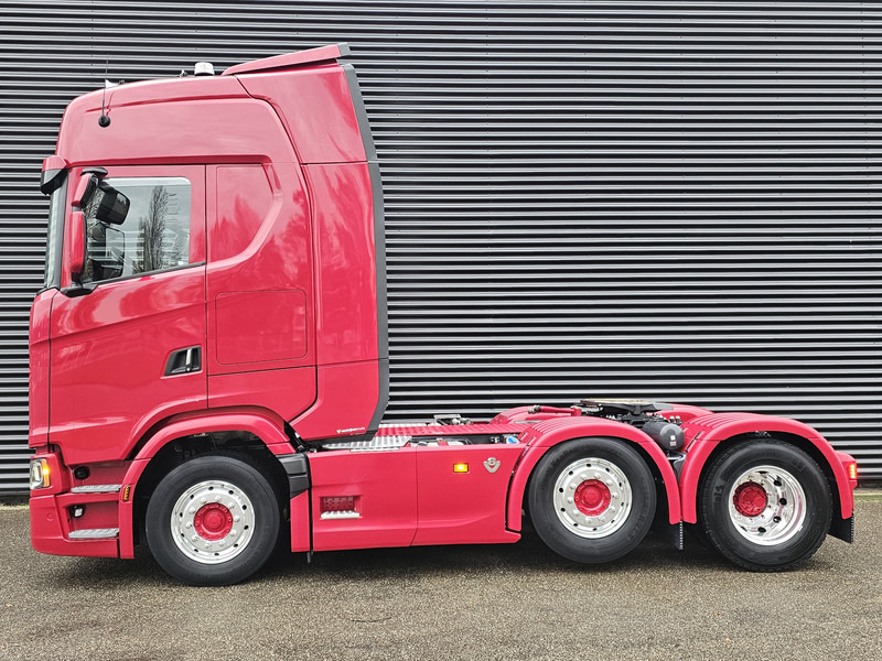 Scania S660 V8 6x2/4 / RETARDER / HYDRAULIC / FULL AIR - Sattelzugmaschine: das Bild 4 Scania S660 V8 6x2/4 / RETARDER / HYDRAULIC / FULL AIR - Sattelzugmaschine: das Bild 4