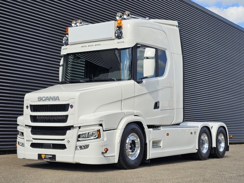 Scania T660 V8 6x4 TORPEDO / HAUBER / SHOW TRUCK - Sattelzugmaschine: das Bild 1 Scania T660 V8 6x4 TORPEDO / HAUBER / SHOW TRUCK - Sattelzugmaschine: das Bild 1