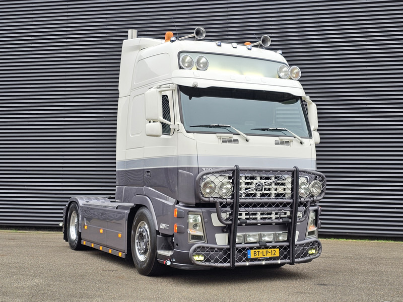 Volvo FH400 4X2 / SHOWTRUCK / SPECIAL / EXHAUST VALVE - Sattelzugmaschine: das Bild 2 Volvo FH400 4X2 / SHOWTRUCK / SPECIAL / EXHAUST VALVE - Sattelzugmaschine: das Bild 2