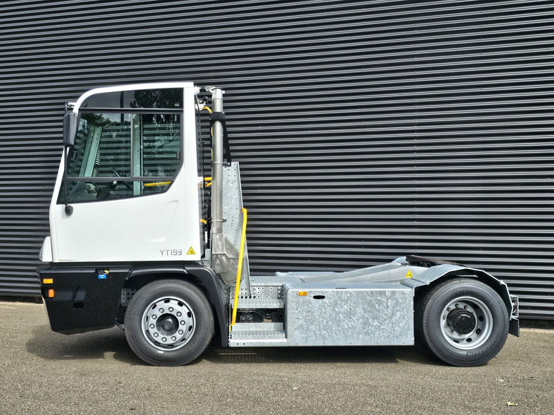 Terminaltraktor Terberg YT193 / !!NEW!! / TERMINAL / RANGEERTREKKER: das Bild 19 Terminaltraktor Terberg YT193 / !!NEW!! / TERMINAL / RANGEERTREKKER: das Bild 19