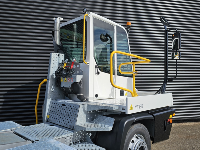 Terminaltraktor Terberg YT193 / !!NEW!! / TERMINAL / RANGEERTREKKER: das Bild 8 Terminaltraktor Terberg YT193 / !!NEW!! / TERMINAL / RANGEERTREKKER: das Bild 8