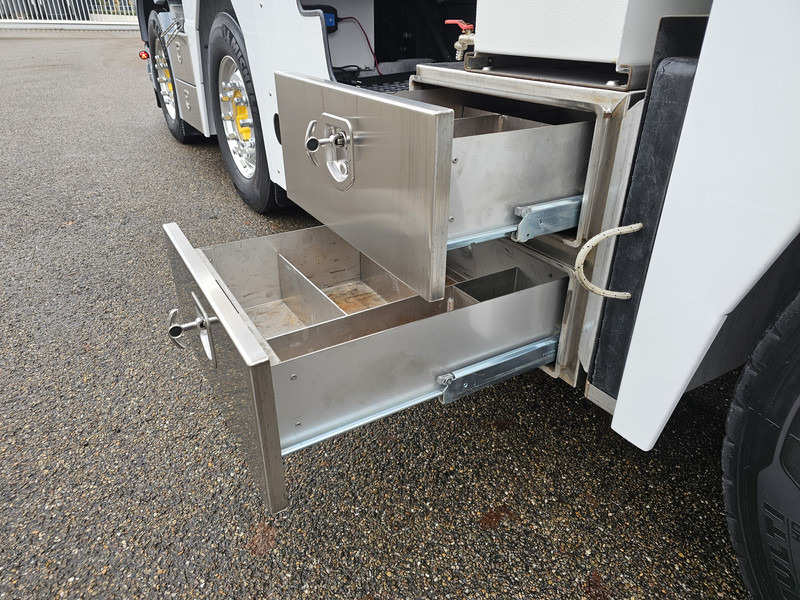 Pritsche LKW, Autokran Volvo FH 540 8x4 / PALFINGER 165 TEC 7 + PJ300 / WINCH: das Bild 20 Pritsche LKW, Autokran Volvo FH 540 8x4 / PALFINGER 165 TEC 7 + PJ300 / WINCH: das Bild 20