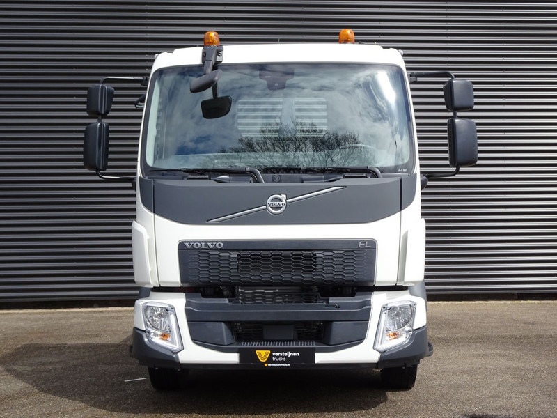 Volvo FL 240 NEW / 4X2 / HAAKARM / AMPIROLLE - Abrollkipper: das Bild 4 Volvo FL 240 NEW / 4X2 / HAAKARM / AMPIROLLE - Abrollkipper: das Bild 4