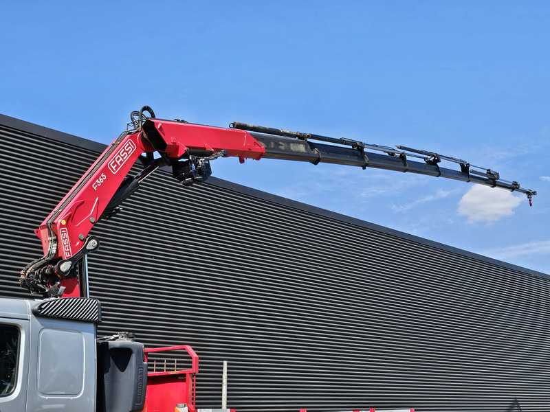 Volvo FM 460 8x4-4 / FASSI 36.5 t/m -8 x EXTENSION + WINCH - Autokran: das Bild 2 Volvo FM 460 8x4-4 / FASSI 36.5 t/m -8 x EXTENSION + WINCH - Autokran: das Bild 2