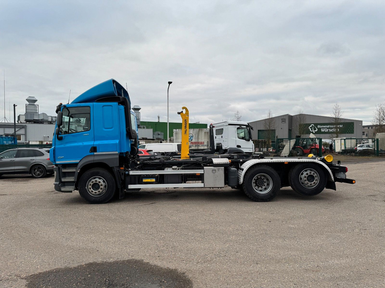 DAF CF 480 6X2 Abroller Funk 8 Stück neue Pirelli DAF CF 480 6X2 Abroller Funk 8 Stück neue Pirelli - Abrollkipper: das Bild 5 DAF CF 480 6X2 Abroller Funk 8 Stück neue Pirelli DAF CF 480 6X2 Abroller Funk 8 Stück neue Pirelli - Abrollkipper: das Bild 5