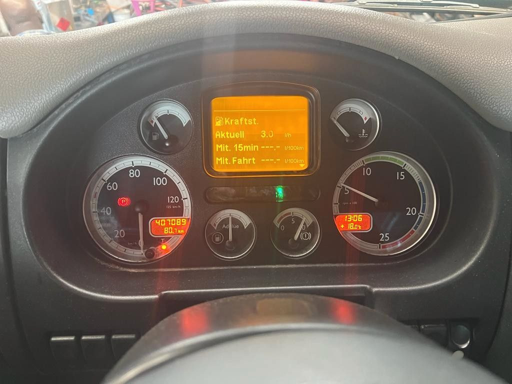 DAF CF 85.460 6X2 VDL Absetzer Top Zustand Retarder DAF CF 85.460 6X2 VDL Absetzer Top Zustand Retarder - Absetzkipper: das Bild 2 DAF CF 85.460 6X2 VDL Absetzer Top Zustand Retarder DAF CF 85.460 6X2 VDL Absetzer Top Zustand Retarder - Absetzkipper: das Bild 2