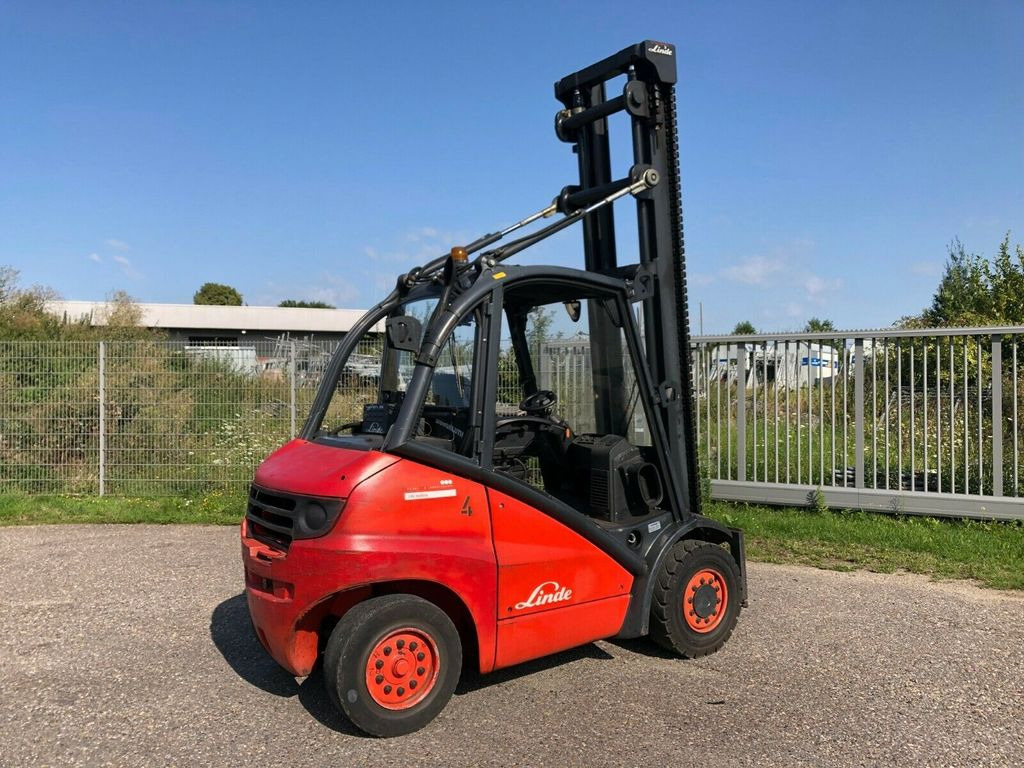 Dieselstapler Linde H40D / Hubhöhe: 7m /: das Bild 8