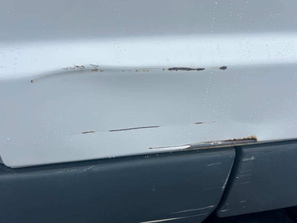 Koffer LKW Mercedes-Benz 1324 4X2 Koffer Plane 6 to. Hebebühne Mercedes-Benz 1324 4X2 Koffer Plane 6 to. Hebebühne: das Bild 8 Koffer LKW Mercedes-Benz 1324 4X2 Koffer Plane 6 to. Hebebühne Mercedes-Benz 1324 4X2 Koffer Plane 6 to. Hebebühne: das Bild 8