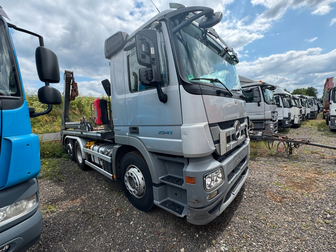 Mercedes-Benz 2541 6X2 Retarder VDL Absetzer guter Zustand - Kipper: das Bild 1 Mercedes-Benz 2541 6X2 Retarder VDL Absetzer guter Zustand - Kipper: das Bild 1