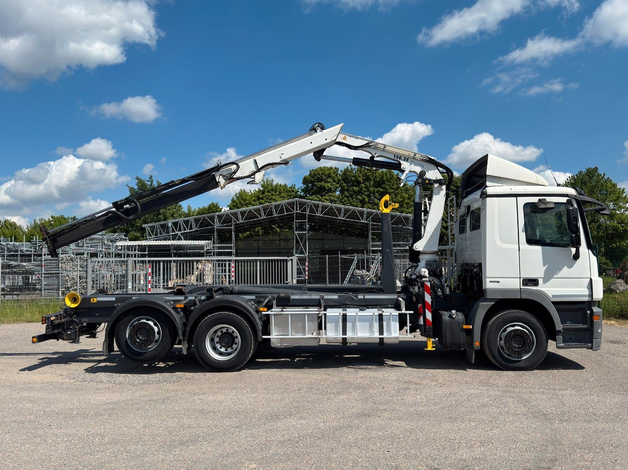 Mercedes-Benz 2541 6x2 ARK Meiller 20.65 | ATLA 120.2E mit 5&6 - Abrollkipper, Autokran: das Bild 5 Mercedes-Benz 2541 6x2 ARK Meiller 20.65 | ATLA 120.2E mit 5&6 - Abrollkipper, Autokran: das Bild 5