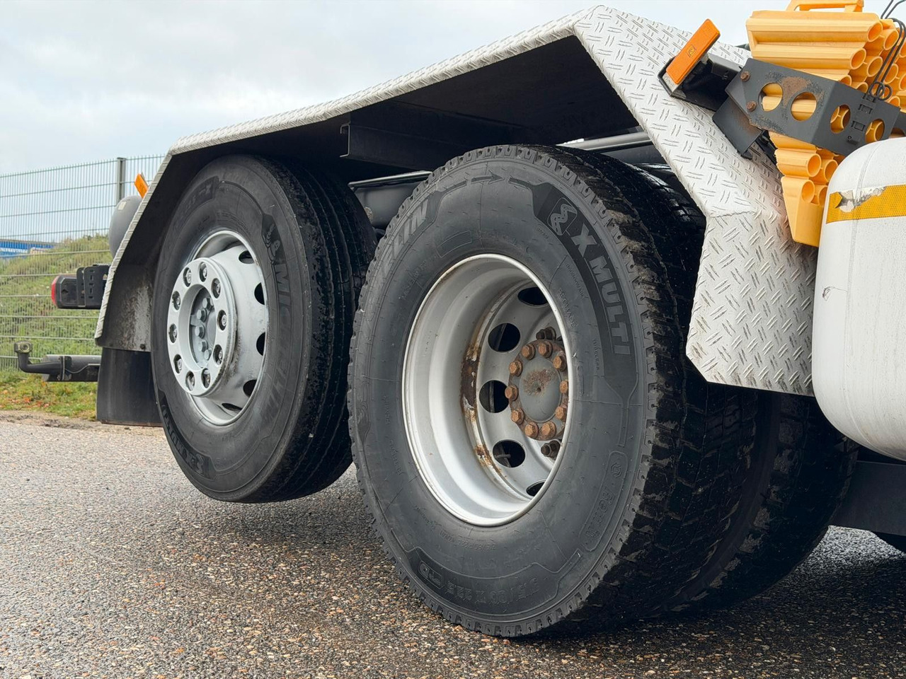 Mercedes-Benz 2558 6x2 Meiller RK 20.65 | Retarder | Klima - Abrollkipper: das Bild 5 Mercedes-Benz 2558 6x2 Meiller RK 20.65 | Retarder | Klima - Abrollkipper: das Bild 5