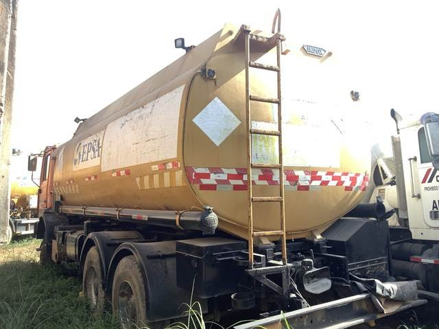 MAN 33.414-V20 - Tankwagen: das Bild 2 MAN 33.414-V20 - Tankwagen: das Bild 2